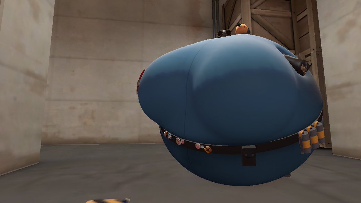 🔞🫐 Zepp's a Blimp! 🫐🔞 tweet media