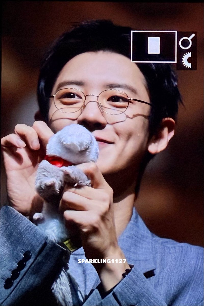 SPARKLING1127 tweet media