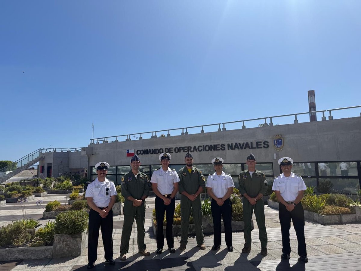 El personal del <a href="/Ala46_ea/">Ala 46</a> del <a href="/EjercitoAire/">Ejército del Aire y del Espacio</a> ha finalizado con éxito las jornadas de formación conjunta con la <a href="/ArmadaChile/">Armada de Chile</a> , en las que se han compartido experiencias y conocimientos técnicos en áreas clave como la vigilancia marítima y la Búsqueda y Salvamento
