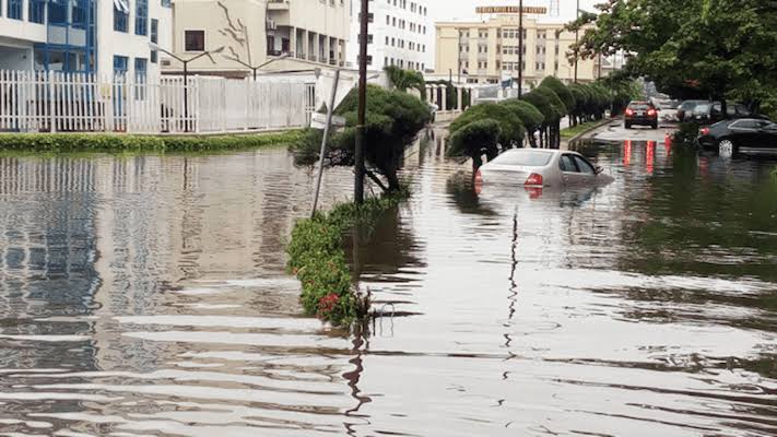 deriko558's tweet photo. BUY PROPERTIES IN A WAT£RL0GG£D AREA COMES WITH THE FOLLOWING BENEFITS:
#RealEstateTips #PropertyWarning #FloodRisk #HomeBuyers #LandSafety #NigeriaRealEstate #PropertyAdvice
👇🏼👇🏼👇🏼👇🏼 https://t.co/mYgudlcYkA