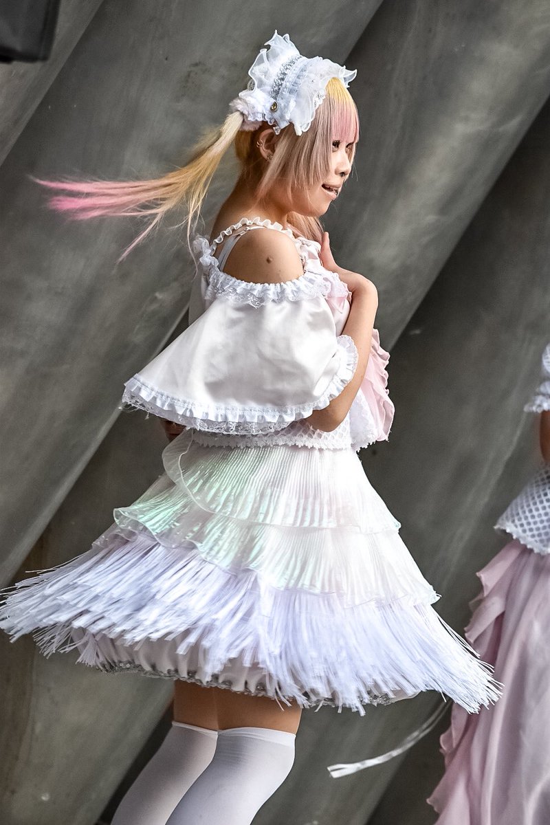 tmodel490715's tweet image. 水曜日が渋滞してきたけど、すい曜日は唯一無二(_ &apos;ｗ&apos;)_ﾊﾞﾝｯ！

#POEM 
#水曜日はすいすいすい