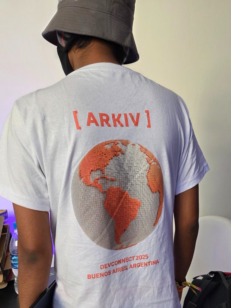 Were you one of these guys? You know, the ones that hacked with us at <a href="/Polkadotsub0/">sub0</a> or <a href="/EtherArgentina/">Ethereum Argentina 🦇🔊</a>  The ones that lived off Arkiv Swag T-shirts on Day II and III. 

Stay connected. This is just the beginning. 

Talk directly to us here: discord.gg/arkiv 

Let's build!