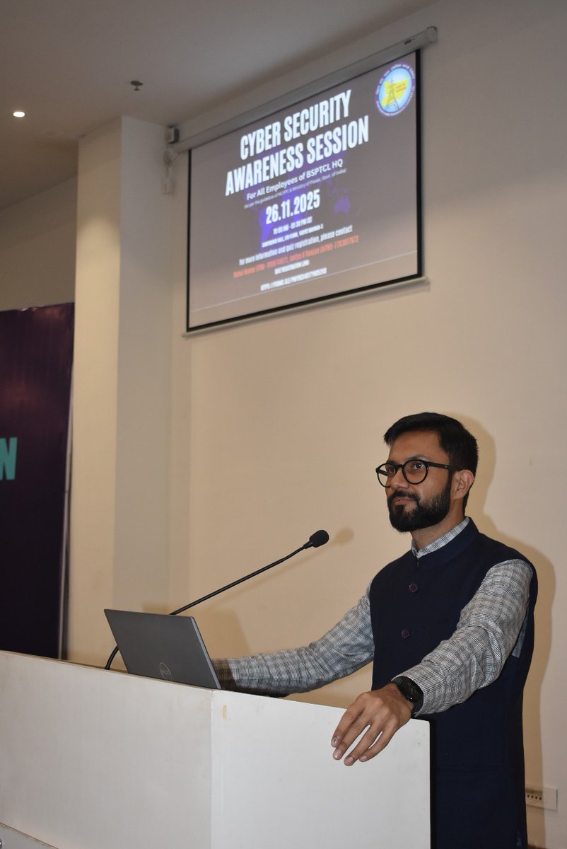 2/2  #BSPTCL के एमडी श्री राहुल कुमार (IAS), ने Quiz में उत्तीर्ण हुए  प्रतियोगियो को पुरस्कृत किया   ।
झलकियाँ