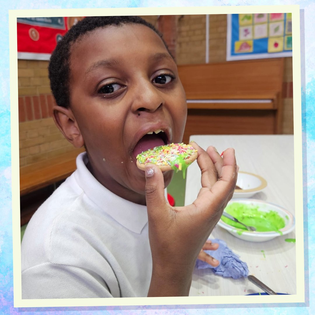 KG_Sydenham's tweet image. Sensory afternoons are the best in Green Class! 🍪✨ We’ve been busy decorating delicious biscuits and playing with squishy slime. It’s been messy, tasty, and so much fun! #SensoryPlay
bit.ly/4p07KkJ