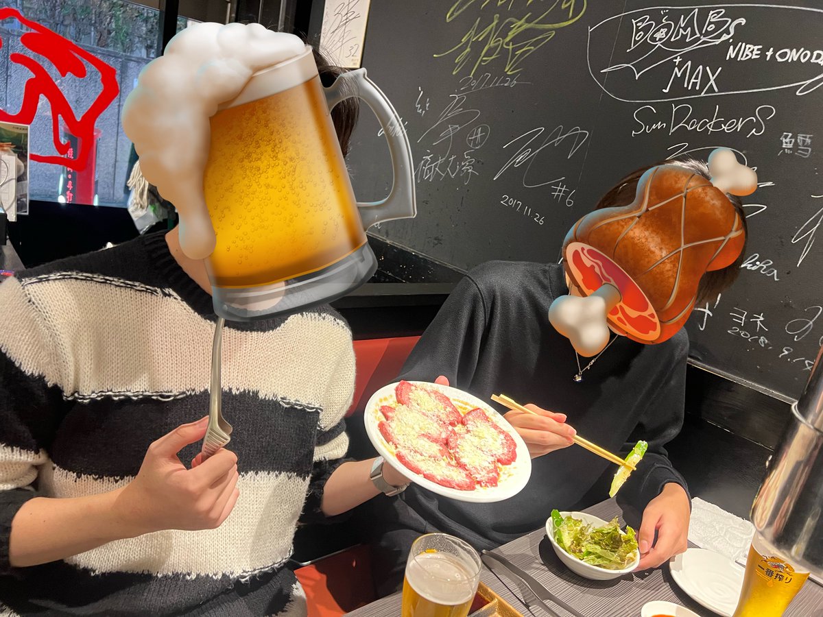 A_suda_fce9564's tweet image. 先週末に高校部活動の後輩と焼肉に行きました！「2日前に彼女できました〜」「内定先決まりました！」などなど、めでたい話をたくさん聞けて充実した時間でした！風の噂で、今から7年前くらいに僕含め2人でスタートした男子ソフトテニス部が今や30人を超えるチームになっているとのこと！うれしい！！