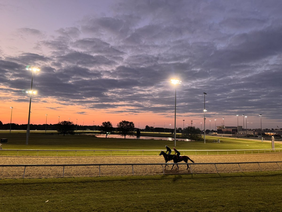 Today is the first day of entries for the Holiday Meet at <a href="/TurfwayPark/">Turfway Park Racing & Gaming</a>, which gets underway next Wednesday, Dec. 3. It’s almost Turfway time!