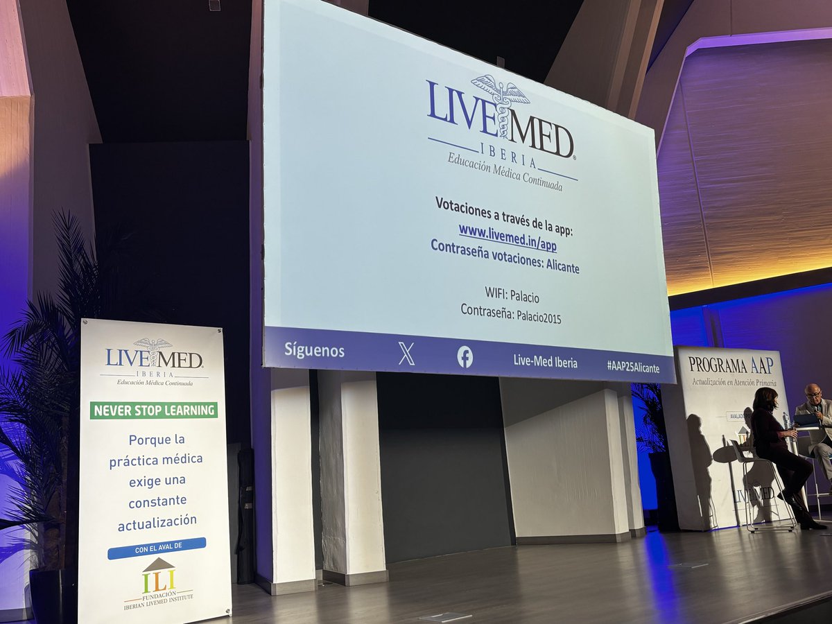 mpAR2001's tweet photo. #AAP25Alicante #livemed . Jornadas con temas interesantes dirigidos a la consulta médica en Atención Primaria. Tenía ganas . https://t.co/kXiIsmHp2z