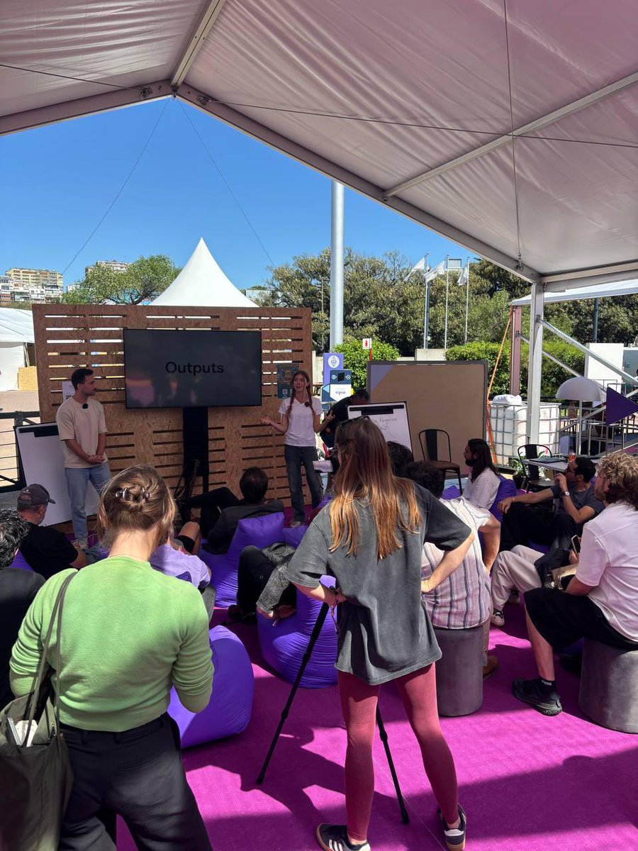 Prospee7's tweet image. What Syndicate gets right is simple: ownership only matters if you can use it. And with @syndicateio $SYND holders finally get a system where their choices actually shape the network.
Commons Chain is the layer that turns passive holders into active participants.

It’s where…