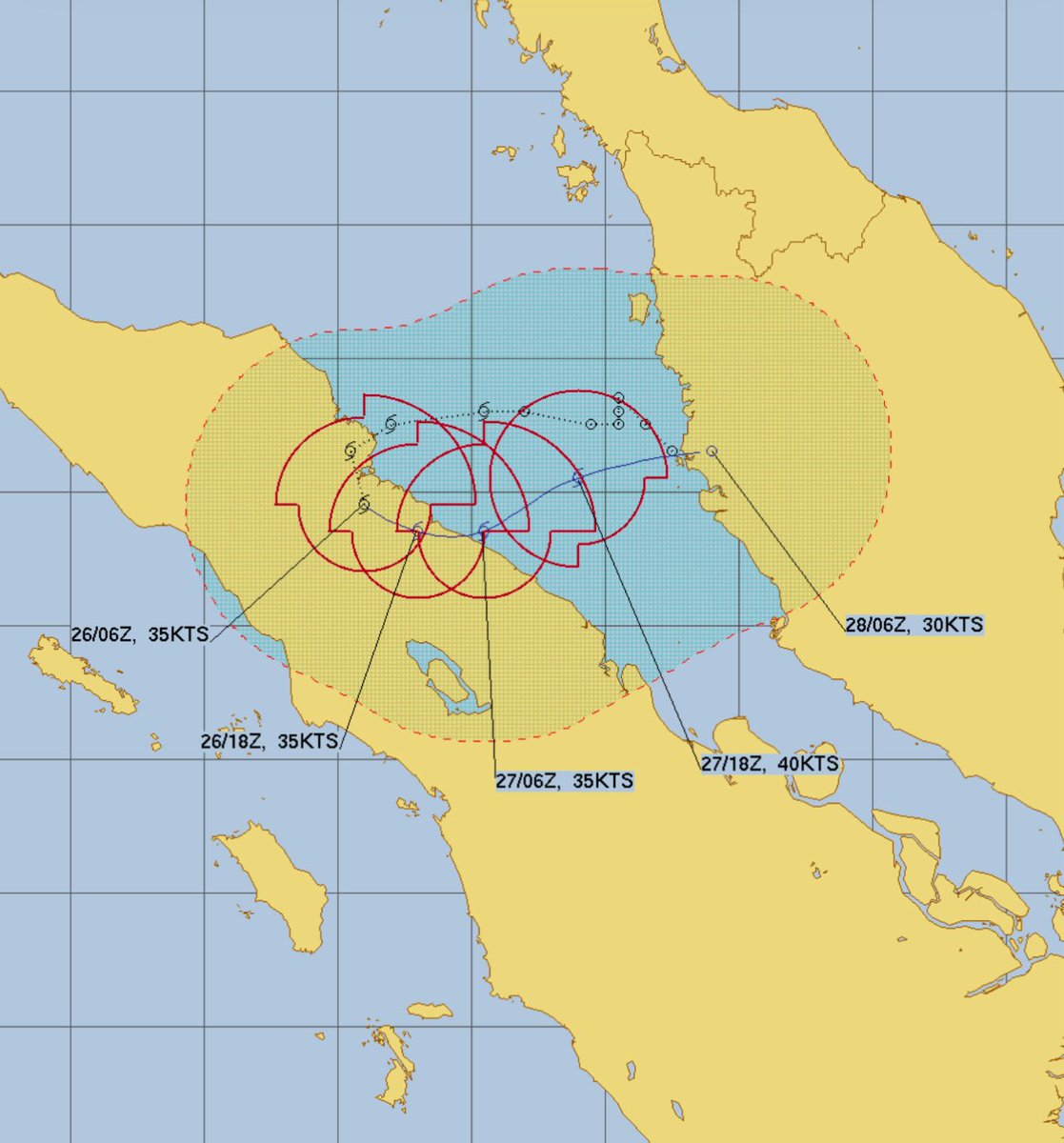 FerragamoWx's tweet photo. Cyclone #SENYAR made landfall in #Indonesia, and is now forecast to move back east over the Strait of Malacca.

Restrengthening is expected before another landfall, in #Malaysia — which would be the country’s first landfall since VAMEI 2001. https://t.co/8i8AUtjmpx