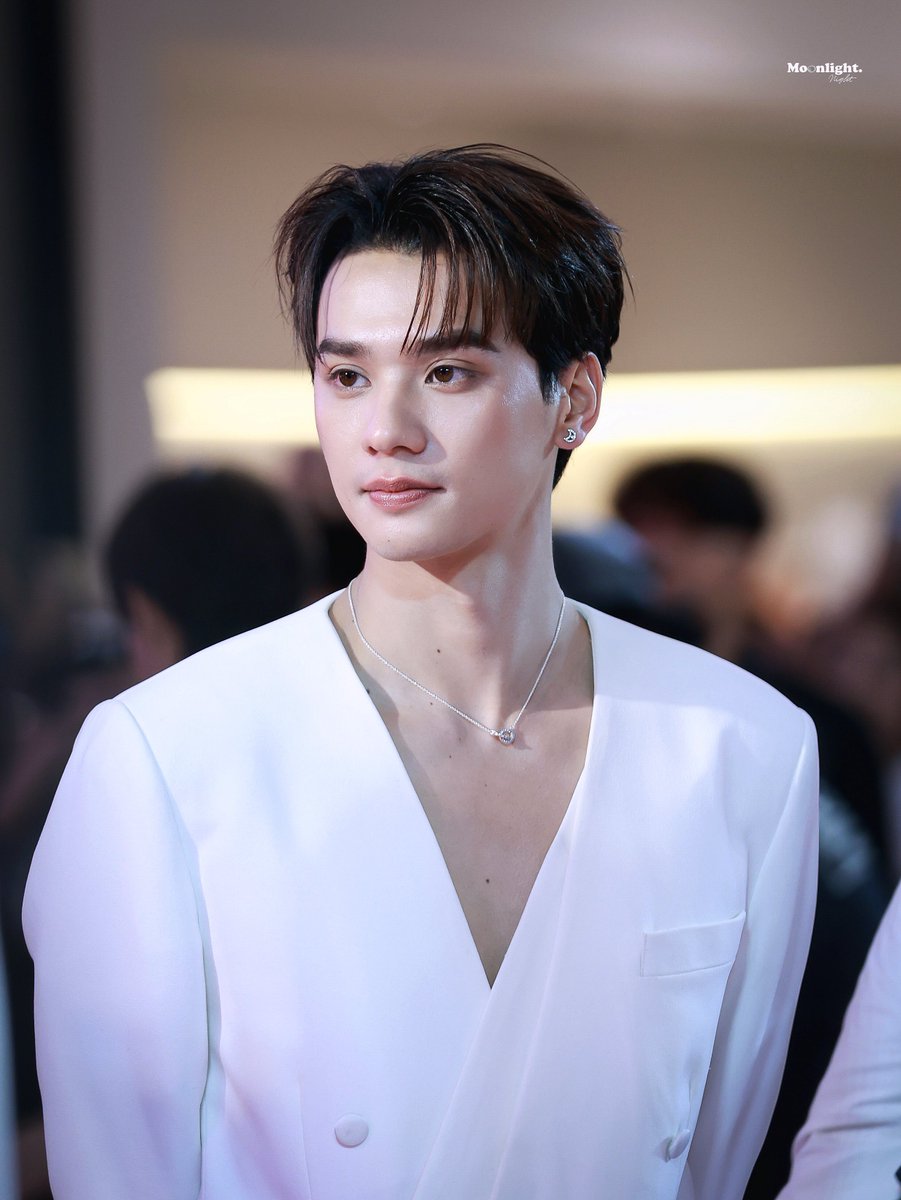 mmoonlightnight's tweet image. Glamorous 🖤✨

#KengHarit
#KengNamping #เก่งน้ำปิง