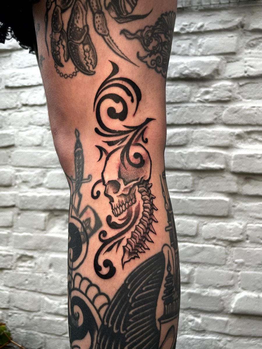 Likryt's tweet photo. @TapeDoodles I do digital art and tatts https://t.co/TUTGGIdsvi