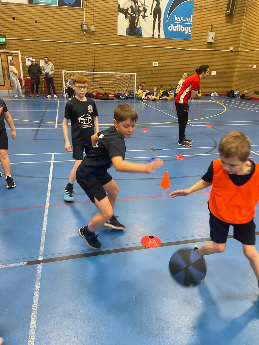 Sport Caerphilly and Caerphilly Council have shown what the FFW looks like in practice.
Using 8ft hoops &amp; a 4v4 format, they created an inclusive, age-appropriate basketball for more than 80 pupils from local primary schools.
Read the full case study: basketball.wales/case-study-cae…