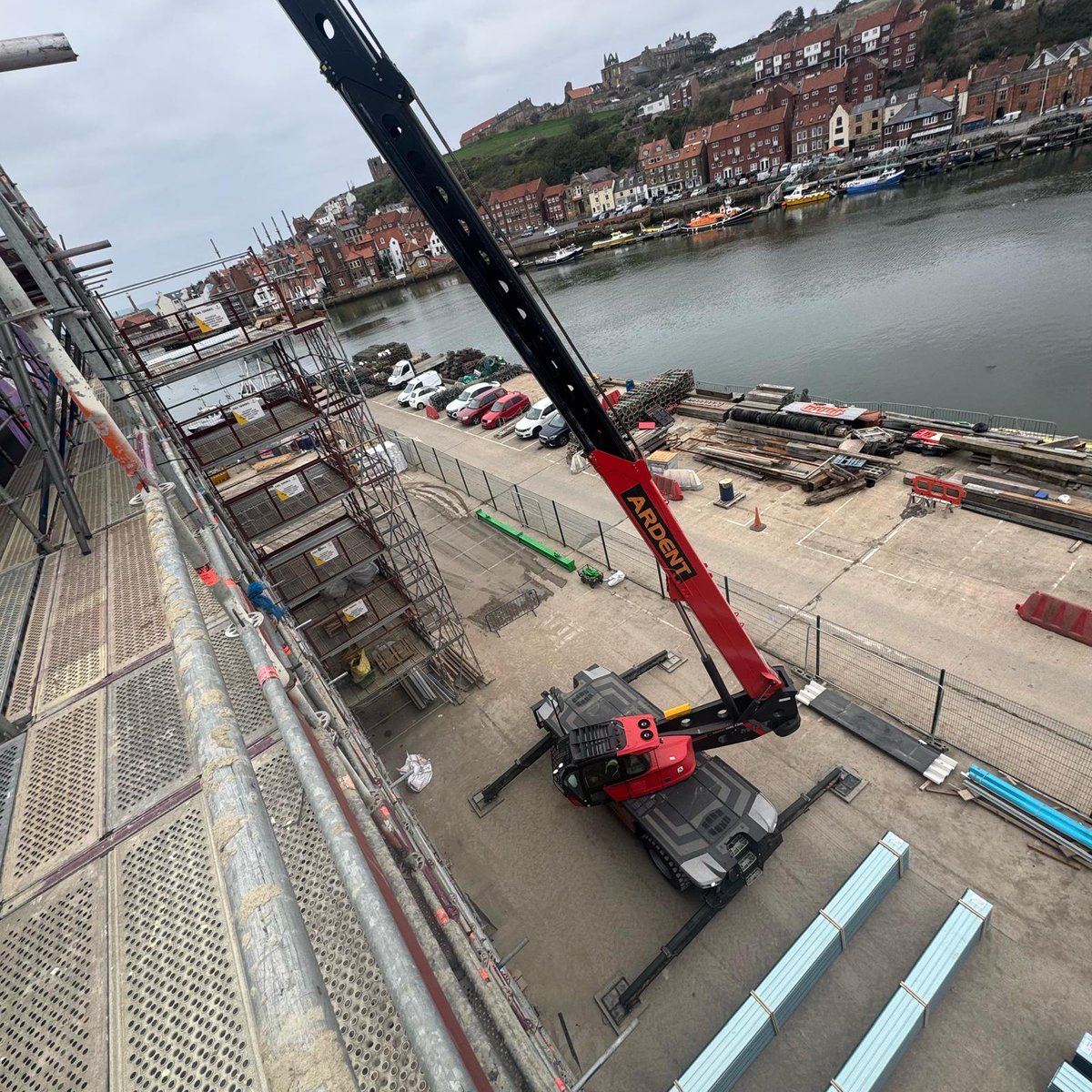 ArdentHire's tweet image. It&apos;s a tall one from @Ardent_Hire
4aManitou.com

t: 03333 202 555 e: roto@ardenthire.com

#ArdentHire @Manitou #Rototelehandlers #Operators @Roto