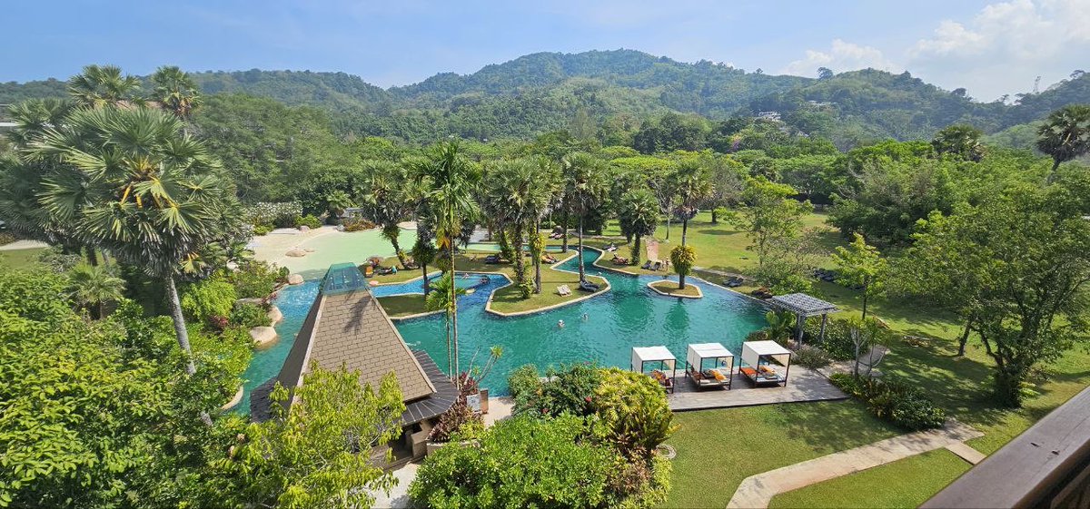 life_inframe's tweet photo. 🌴🛖😍 https://t.co/NUStKZpi19