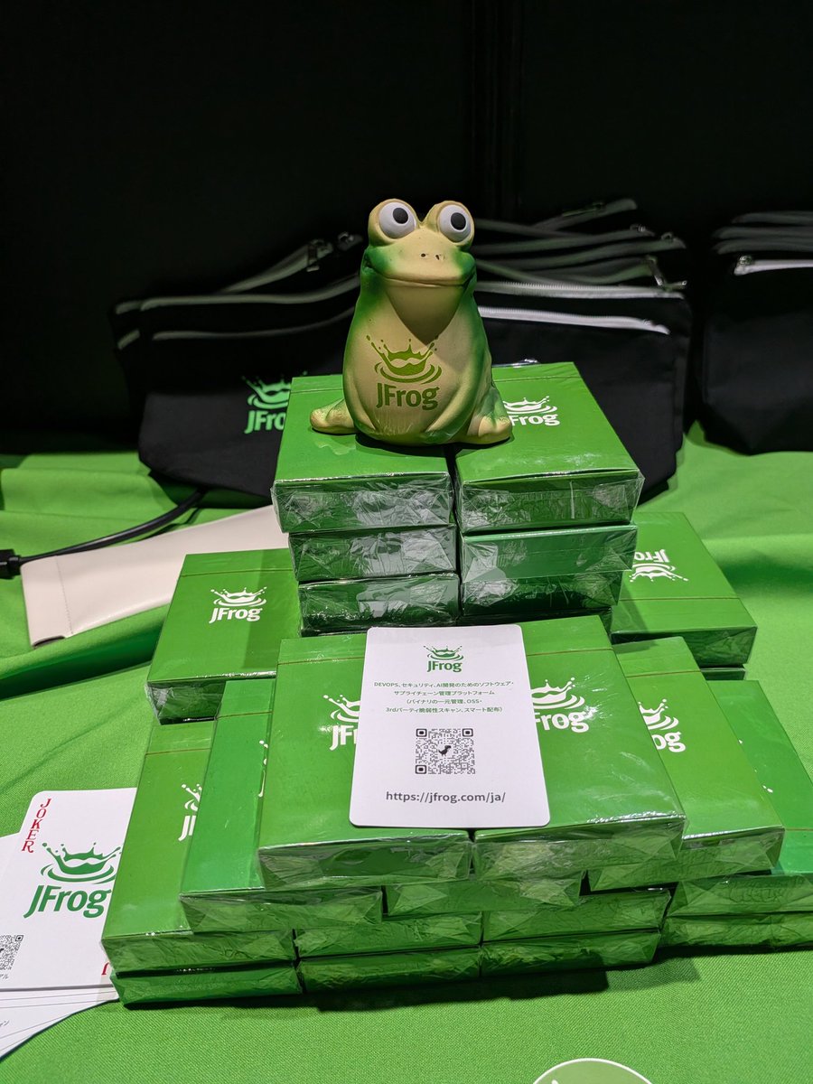 ymd65536's tweet image. #GitHubUniverseRecap サラダバー！！