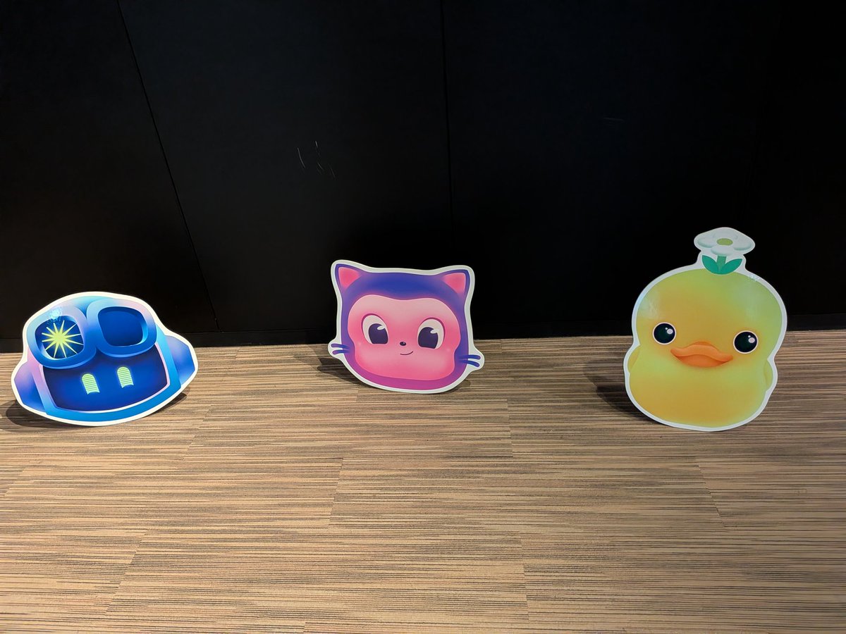 ymd65536's tweet image. #GitHubUniverseRecap サラダバー！！