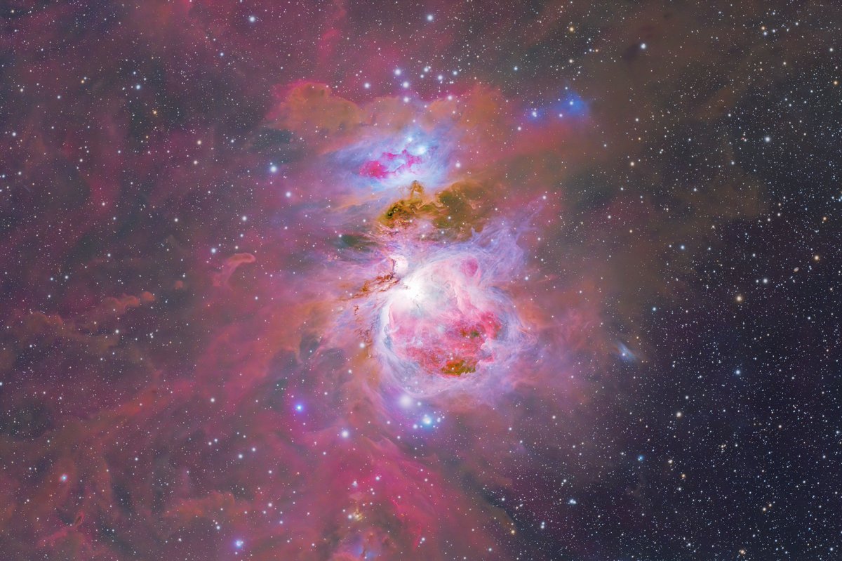 aoi_mst's tweet image. なるほど
彩度が上がったように見える効果とはこのことか

元画像レイヤーのミッドトーン以上を選択して新規画像を用意→新規レイヤー→グレー70%程度で塗りつぶし→輝度で重ねてレイヤー統合→元画像にソフトライトで重ねる→白黒レベルを調整+塗り50％程度

輝度高めの銀河とか星雲に有効っぽい