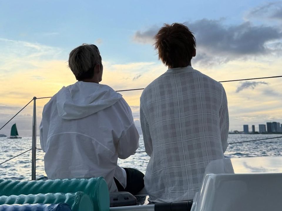 ًearth. tweet media