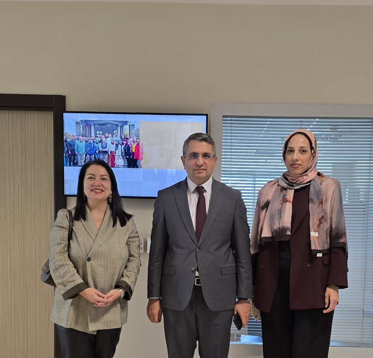 DMelanlioglu's tweet image. Hazırladığımız proje YTB'nin Diaspora Araştırmaları Destek Programı kapsamında desteklenmeye hak kazandı. Çok mutlu ve heyecanlıyız. Harika bir ekiple çalışacak olmanın mutluluğunu yaşıyorum. Desteklerinden ötürü YTB'ye teşekkürlerimi sunuyorum.