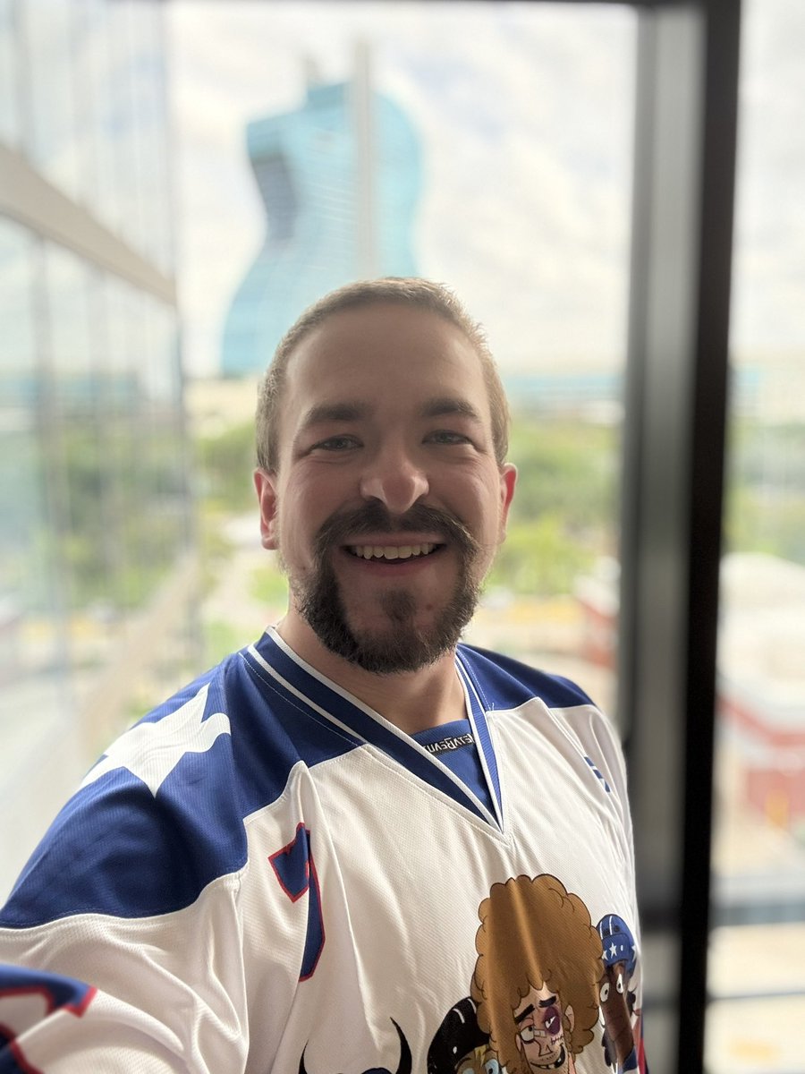 blockchain futurist conference recap

making it a priority to be at this event
was worth it in a variety of ways and
if you didn’t make it, be here next year

while I was there bringing a presence
for the <a href="/MetaBeauts/">MetaBeauts™️</a> community,
there were a number things learned

1/5 🧵