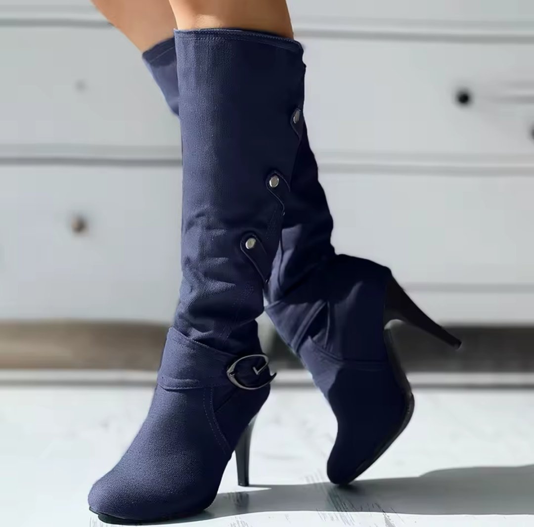 solvettistore's tweet image. Elegant, chic and effortlessly stylish. These soft blue high-heel boots add the perfect touch of class to any outfit and keep your look sharp and feminine. A must-have for your wardrobe.

#solvettistore #womenfashion #bootstyle #fashiontrend #usaonlineshopping #ukshopping