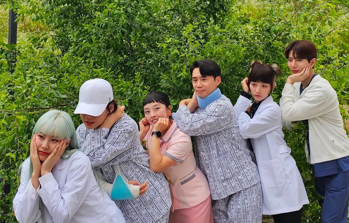 kdrama_menfess's tweet photo. •kdm• 🔥 Spirit Fingers 🔥

Terima kasih banyak buat seluruh cast dan crew atas kerjakerasnya. Makasih juga pdnim uda buat adaptasi webtoon yang beneran mirip banget sama webtoonnya tanpa harus diubah-ubah. Bakalan kangen banget sama squad ini 🥺. Uda tamat guys 😭. https://t.co/NFlKLxNyCC