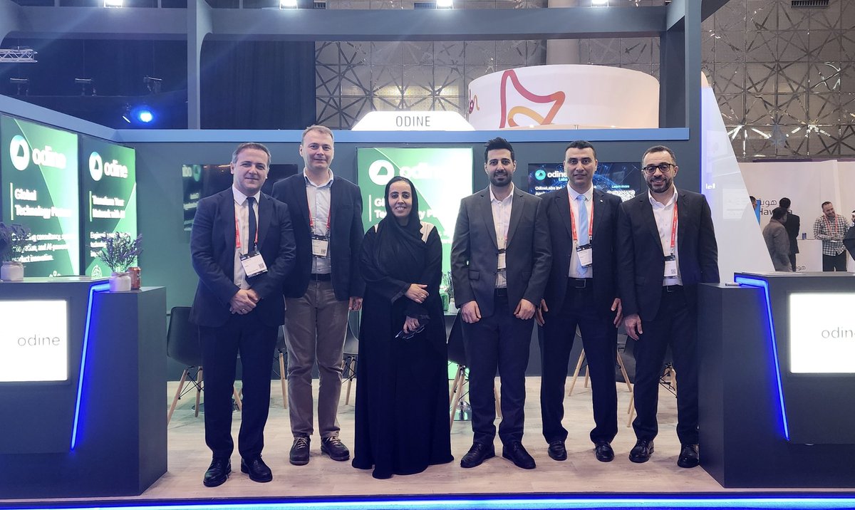 Doha’da gerçekleşmekte olan Mobile World Congress 2025 fuarı kapsamında; #du, Executive level - VP of AI - Najla AlKaabi, ve Director of AI - Mohammad Refai'yi standımızda ağırlamaktan memnuniyet duyduk.
<a href="/GSMA/">GSMA</a>  <a href="/dutweets/">dutweets</a> 

Odine hakkında daha fazla bilgi için →