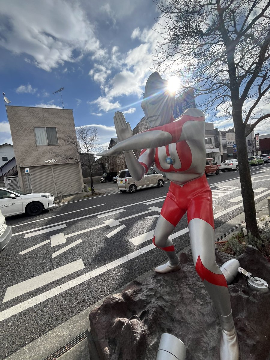 bector_end's tweet image. From light country, and for us, coming Our Ultraman!