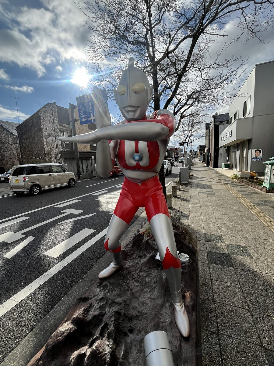 bector_end's tweet image. From light country, and for us, coming Our Ultraman!