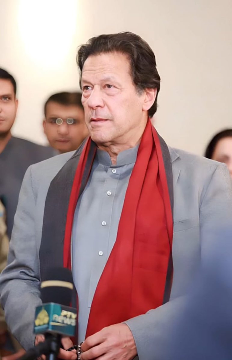 یہ خاموشی طوفان سے پہلے کی خاموشی ہے۔
خان کا ایک لفظ، اور یہ طوفان نکل پڑے گا۔
#نومبر26_نہیں_بھولیں_گے <a href="/TeamiPians/">Team Insafians 𝗣𝗼𝘄𝗲𝗿</a>