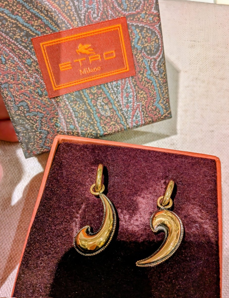 【完売品】ETRO ペイズリーピアス (片方のみ) 完売品】ETRO ペイズリーピアス (片方のみ) 日本完売◇ETRO ピアス