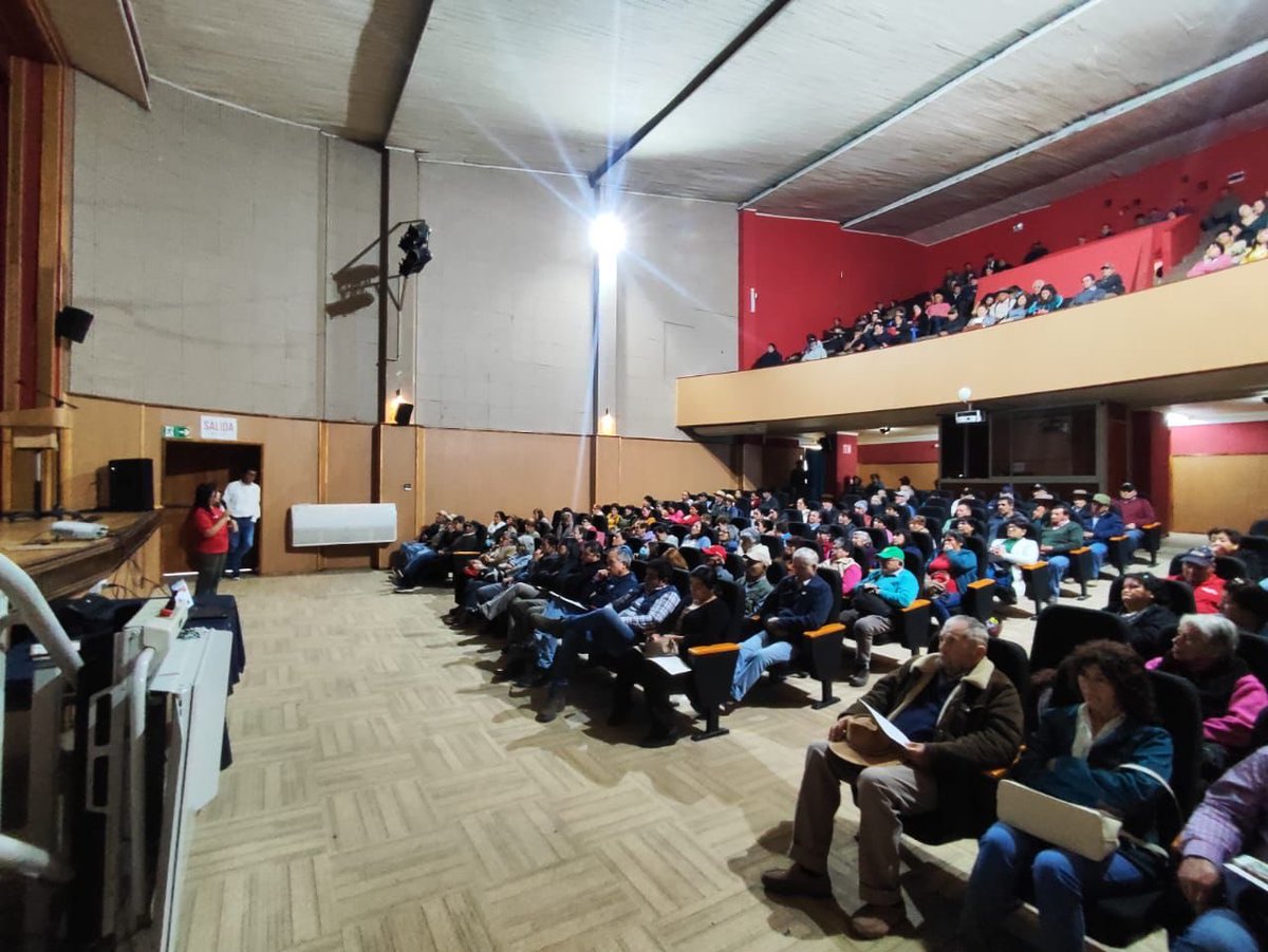 Charla de silvicultura preventiva y regulación y uso del fuego destinada a cerca de 300 usuarios de Prodesal de la comuna de Chepica.