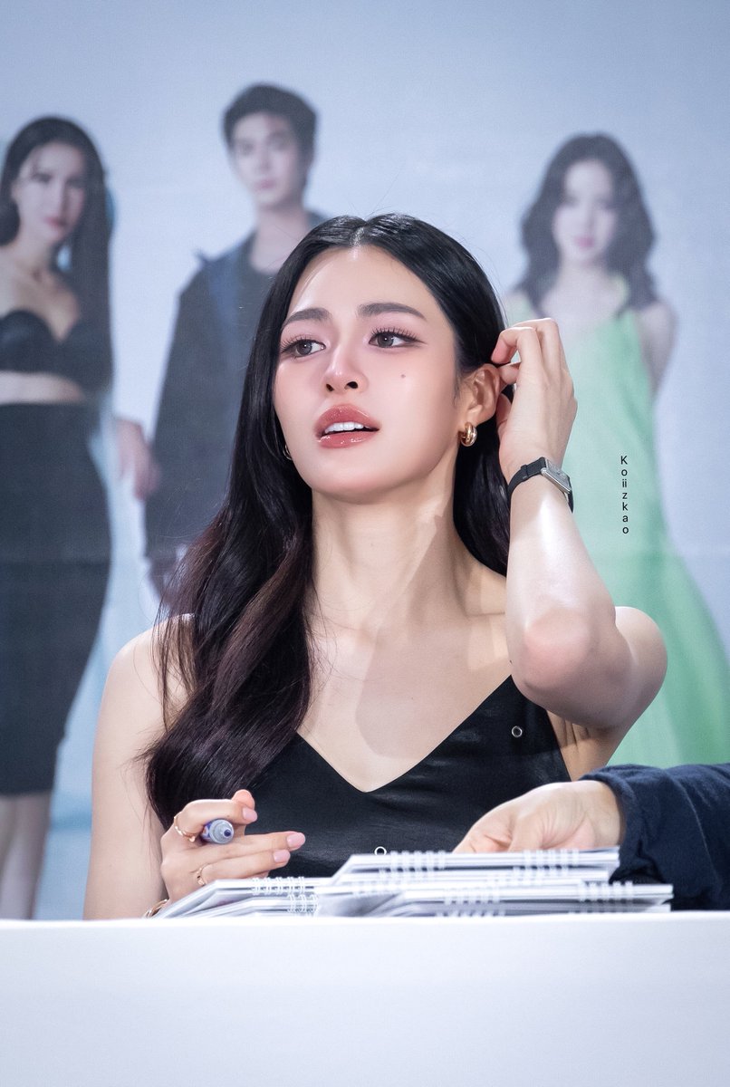 เป็นแก้วเป็นแสง🫠

#Linglingkwong #หลิงหลิงคอง‌