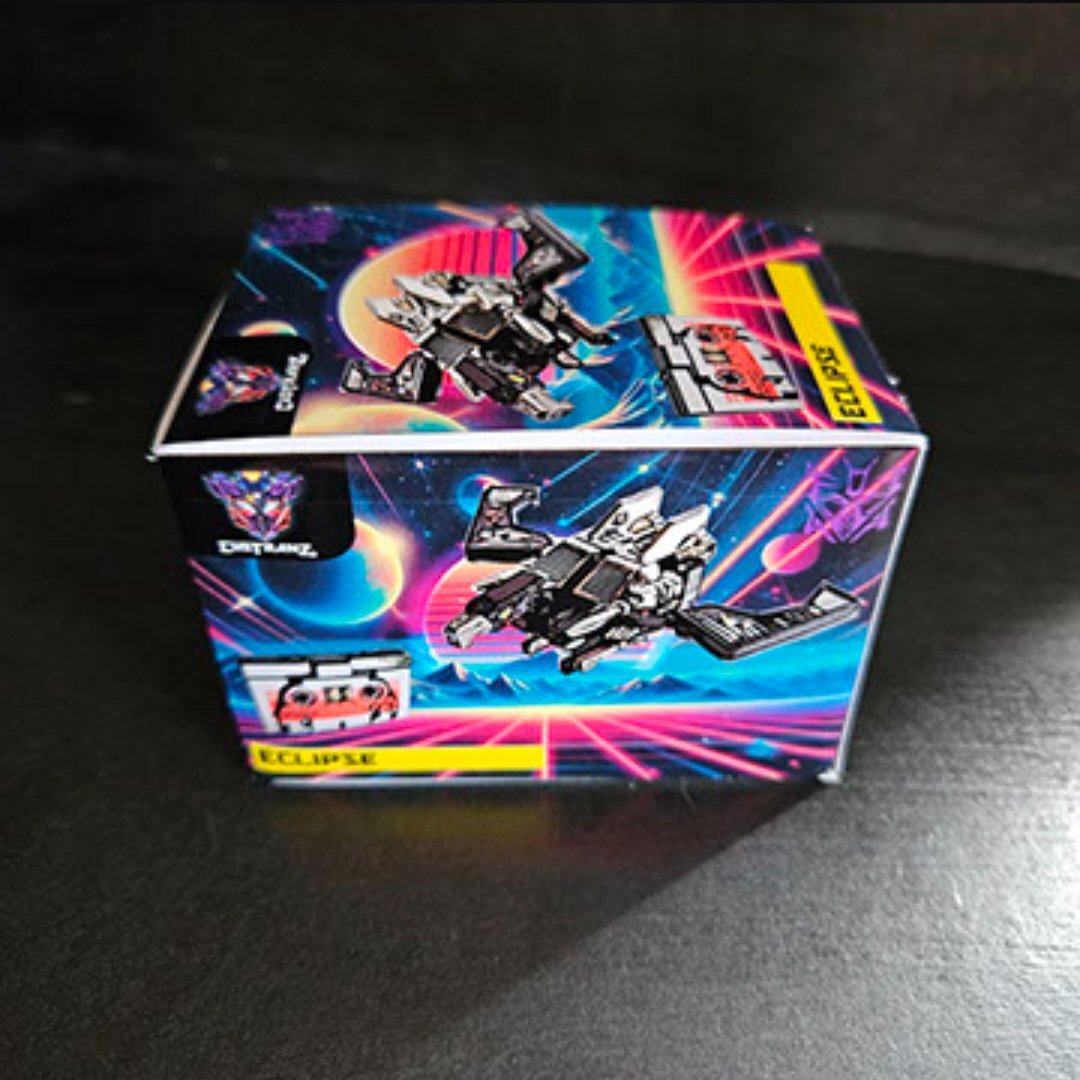 custranz's tweet photo. ECLIPSE
Getting packaged
Custom Decepticon Cassette 
#custranz #customtransformer #cassette #decepticon #handpainted #art #graphicdesign #3Dprint  #custom https://t.co/0EkXa3DQV2