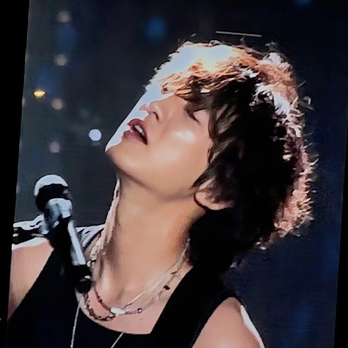 TheePopCore's tweet image. Happy 33rd birthday to the extremely talented and gifted rapper, vocalist, songwriter, actor, multi-instrumentalist, OST king, and the endlessly handsome, sweet, charismatic, hardworking, and charming all-in-one powerhouse CHANYEOL of EXO.