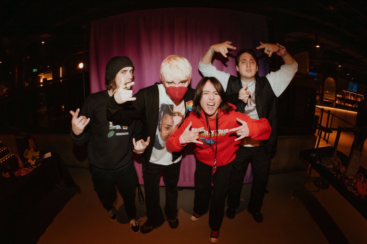privardotexe's tweet image. I LOVE WATERPARKS!!!!! I LOVE WATERPARKS!!!!!!!!!!!!!!!