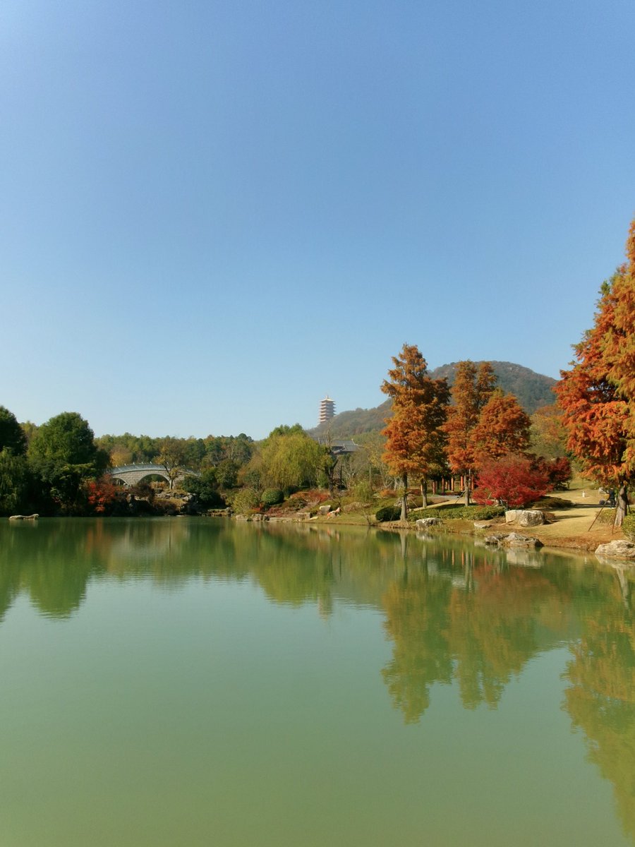 moonbowier's tweet photo. this side of china>>> https://t.co/lNExtoP24U