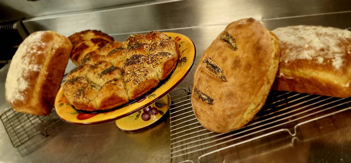 BrayInstituteFE's tweet image. Selection of yeast breads made by first year Culinary arts chefs 🍞🥖 #culinaryarts #bread #plc #FurtherEducationandTraining #bifecourses