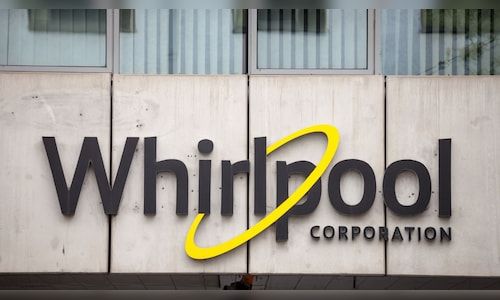 CNBCTV18News's tweet image. Whirlpool of India Block Deal | Promoter likely to sell 95 lakh shares for ₹965 crore

@jpullokaran

buff.ly/nwtDhkG