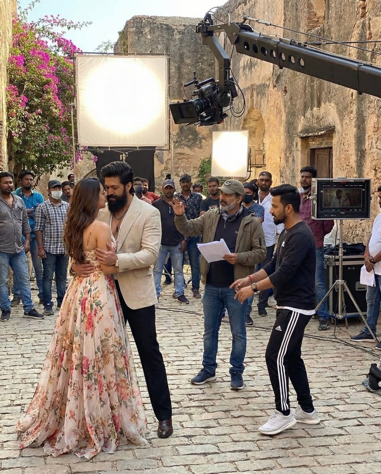 Kaira Advani: Bollywood’s Stunning Star – Movies, Style & Awards You Must Know!