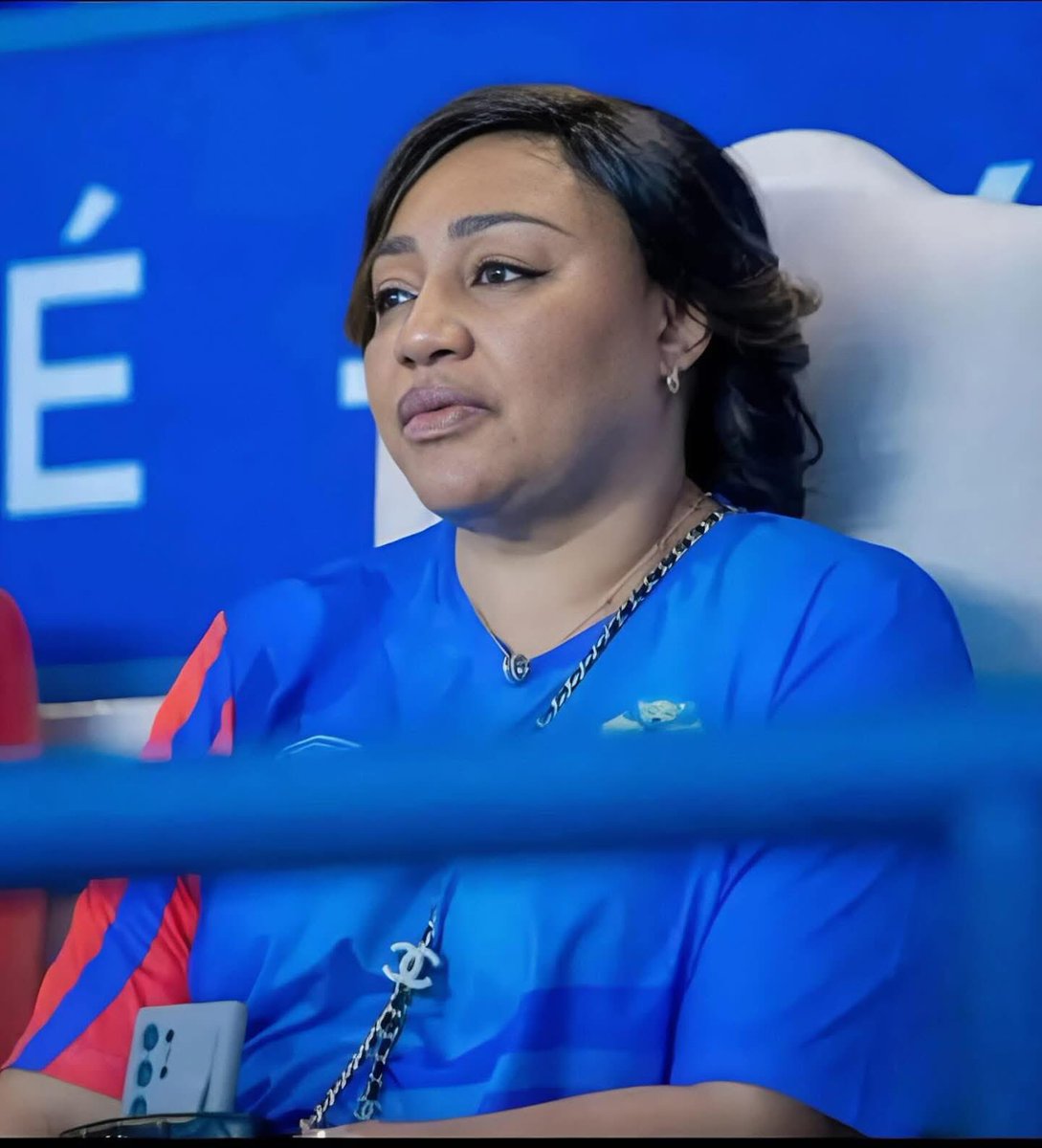 gisele_mulumba's tweet image. #RDC : Merci Congo 🇨🇩 !
Voici le véritable changement !

#SANS_GANTS🥊🥊