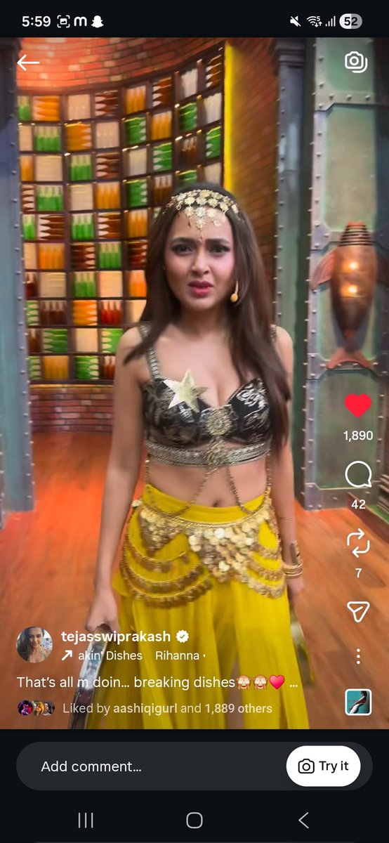 VarshaASNS's tweet image. Tejus new reel 😍♥️😂😂

instagram.com/reel/DRhQYy1DH…

#TejasswiPrakash #TejRan