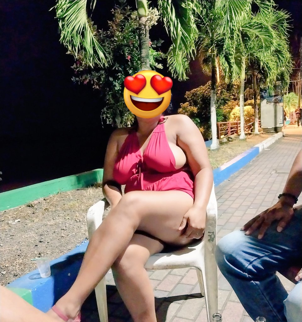 Parejita de Esmeraldas 1K tweet media