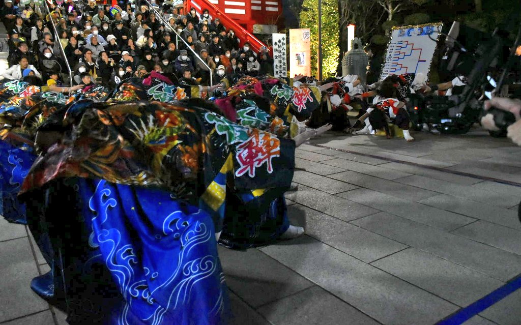 TAKAMOHE's tweet image. 2025.11.22
🌊第22回黒潮よさこい祭り
🌙前夜祭『踊る!!大南中戦』お互いに実力あるので気が抜けない対決
🔥水戸藩！出張所！VS凛轟
#黒潮よさこい祭り前夜祭
#踊る大南中戦
#飯沼観音圓福寺