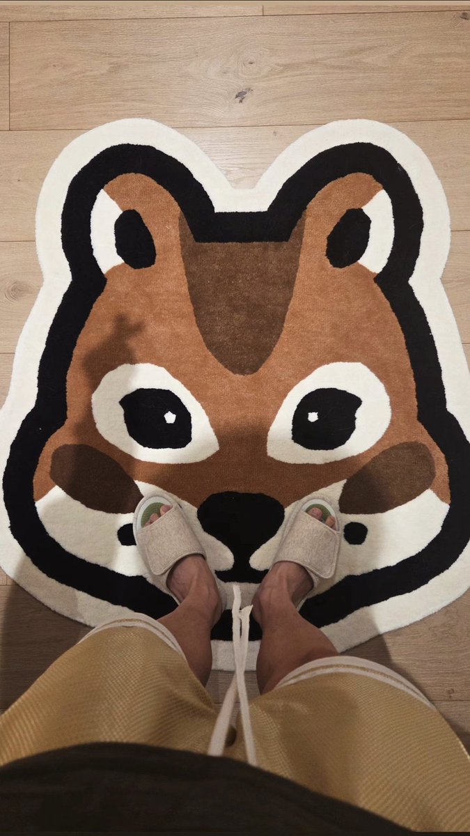 dalbitbangtan's tweet image. 📸 INSTAGRAM

J-Hope stories