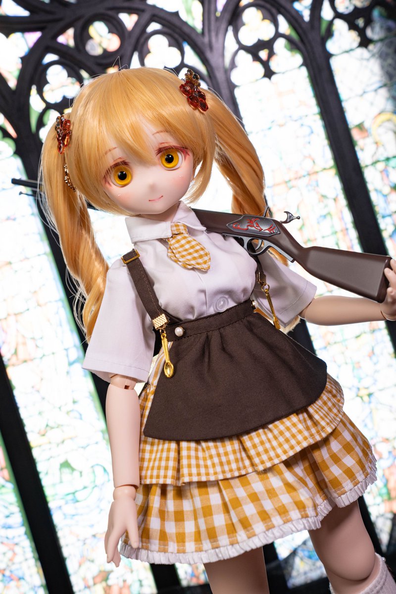 #今夜のドール撮影120分一本勝負
11/26 お題【 きせき 】 
きせきも魔法もある世界から来た先輩
#あかいろっ子 #MDDはいいぞ