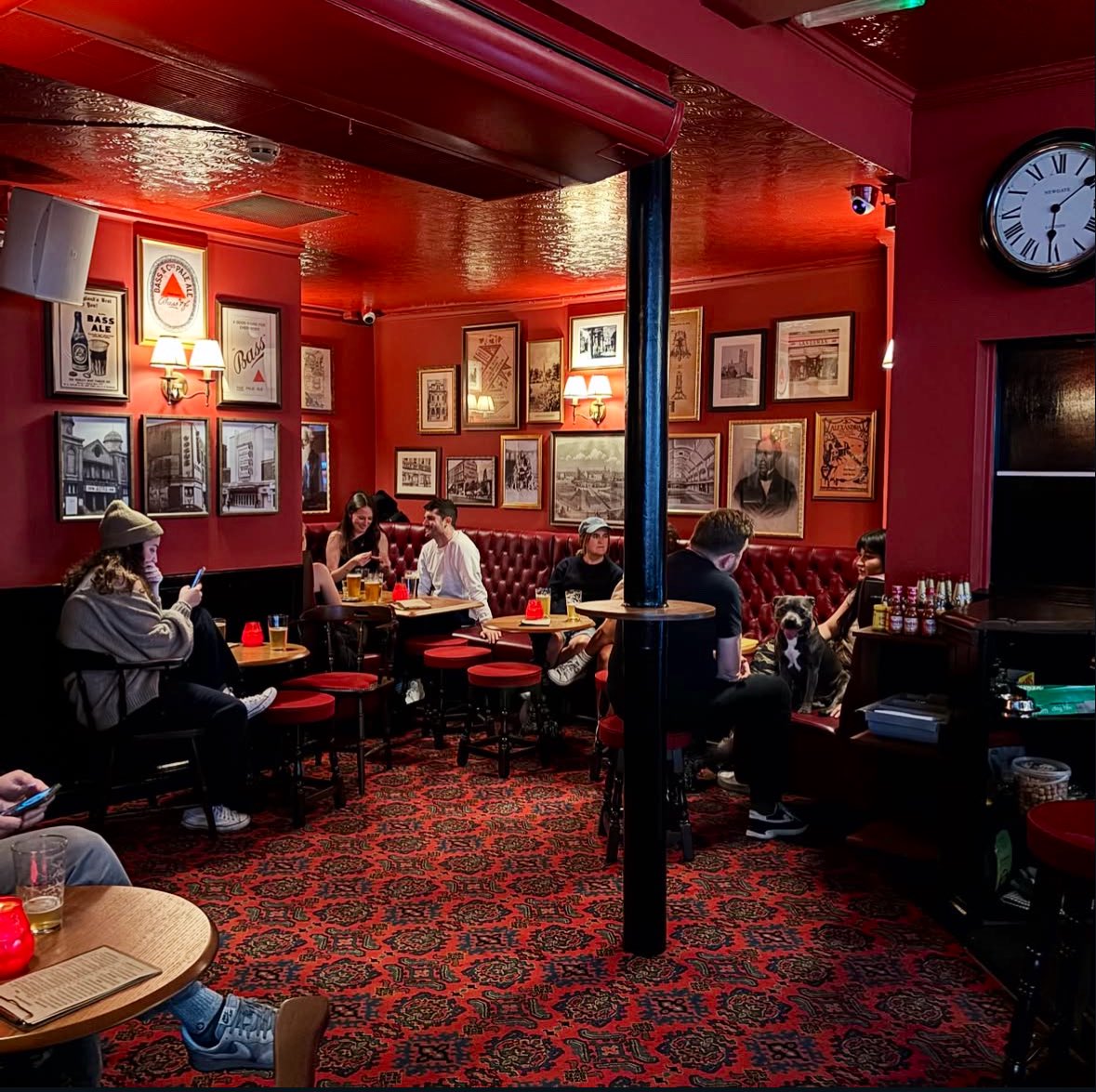 London Pub Map tweet media