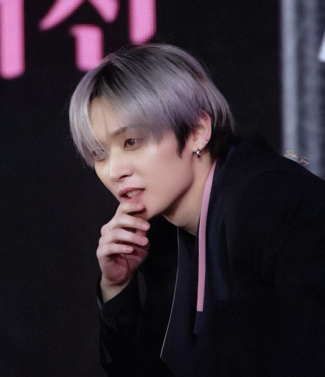 25.11.26 [Stray Kids: SKZ-TALKER] Ep.73 （HD）Lee Know CUT. 8P