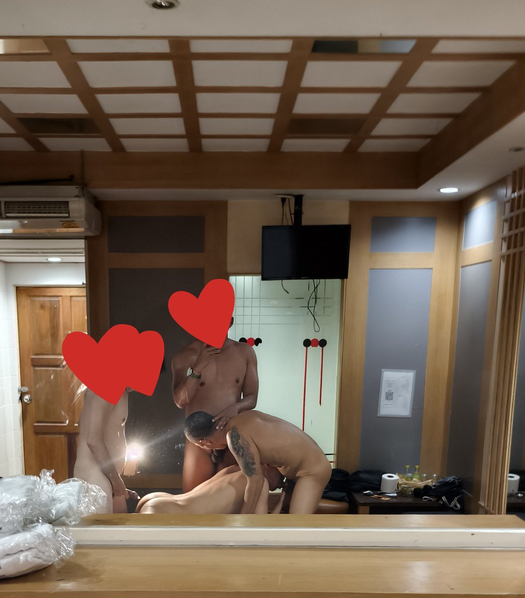 daddy bear tweet media