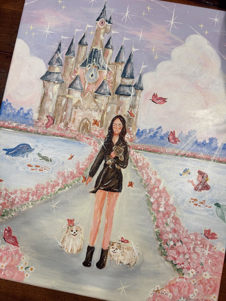 lena__lorena's tweet image. ขอมาพูดถึงดีเทลของขวัญวันเกิดที่ให้หมวยในปีนี้หน่อยนะคะ💕 ด้วยความที่น่าเป็นคนชอบศิลปะมากๆ เพราะมันคือการรวมความเป็นมนุษย์ ประสบการณ์ และความรู้สึกเอาไว้ผ่านผลงานสักชิ้นเลยคิดว่าอยากหา artist สักคนที่เป็นสไตล์น้องและถ่ายทอดสิ่งที่น่าอยากสื่อลงไปในลายเส้น ไอเดีย และสีบน canvas…